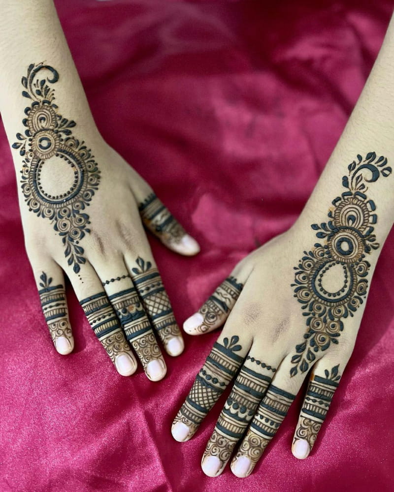 Classic Mehndi Design