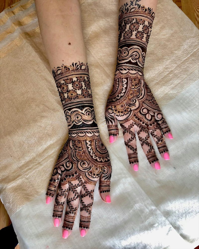 Enduring Mehndi Design