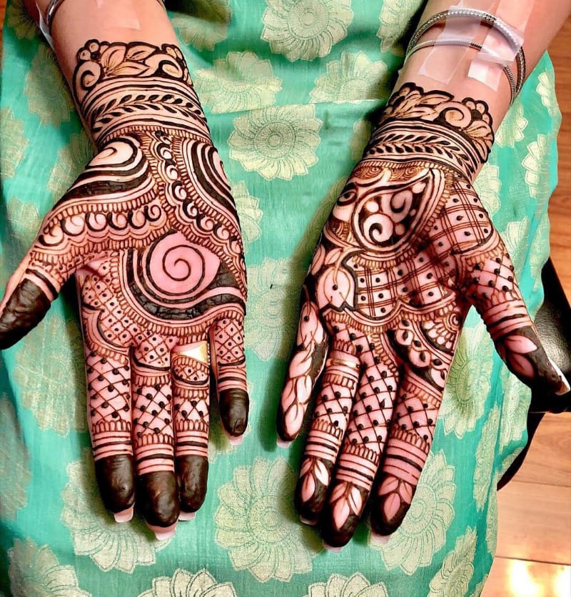 Impressive Mehndi Design