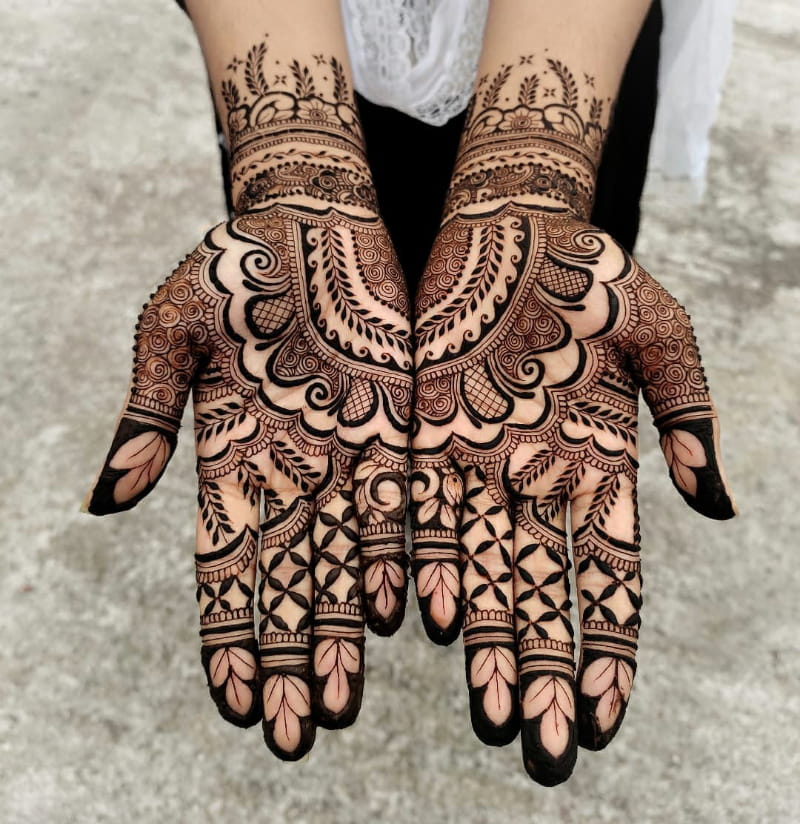 Intricate Black Mehndi Design