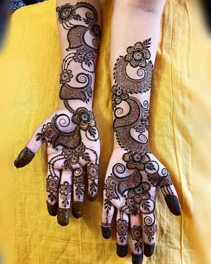 Luminous Mehndi Design