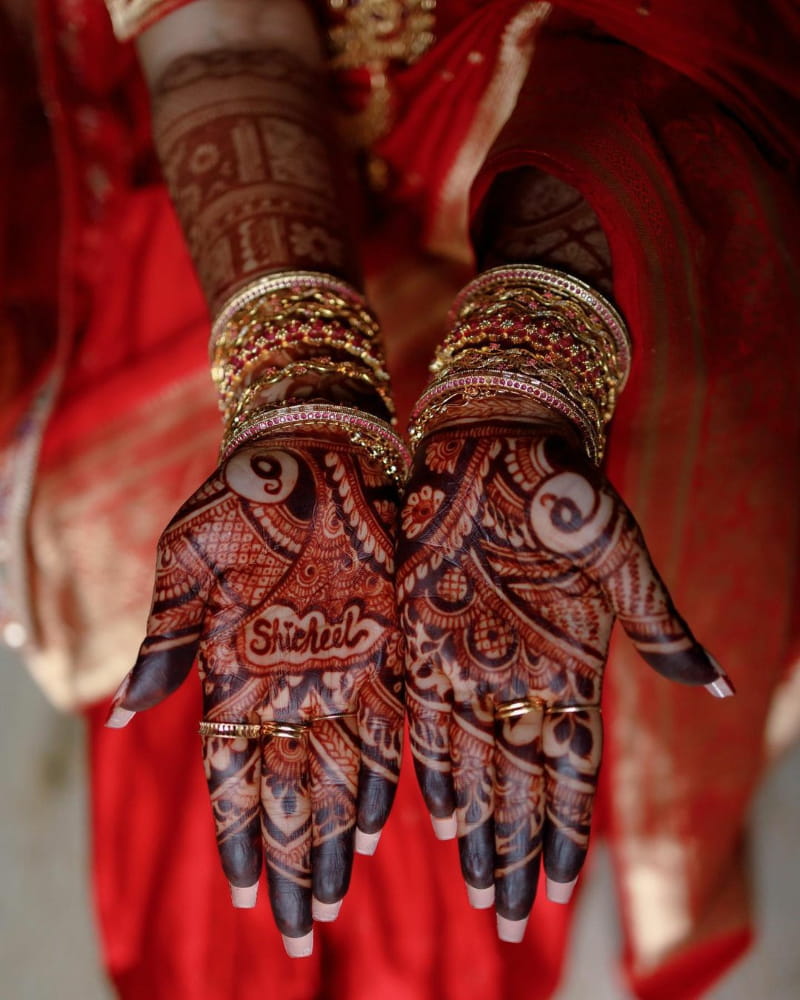 Organized Mehndi Design
