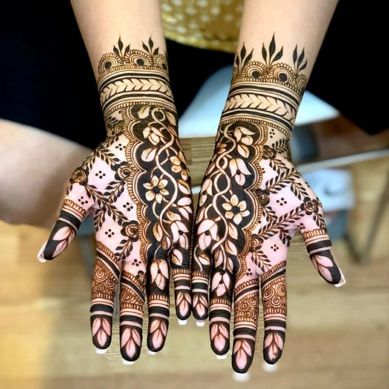Perpetual Mehndi Design