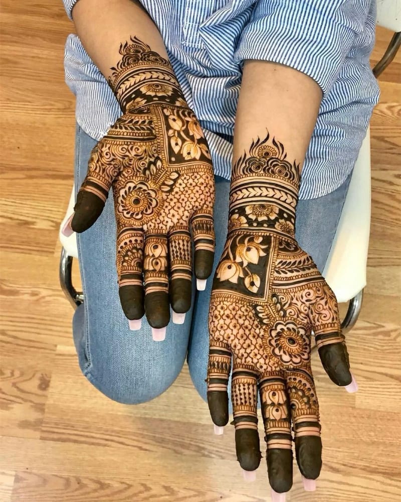 Refined Black Mehndi Design