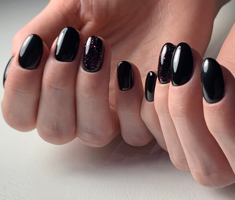 Black Winter Nails